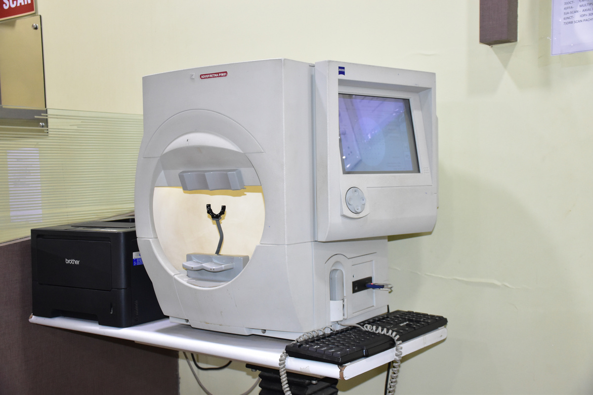Advanced eye diagnostic technology